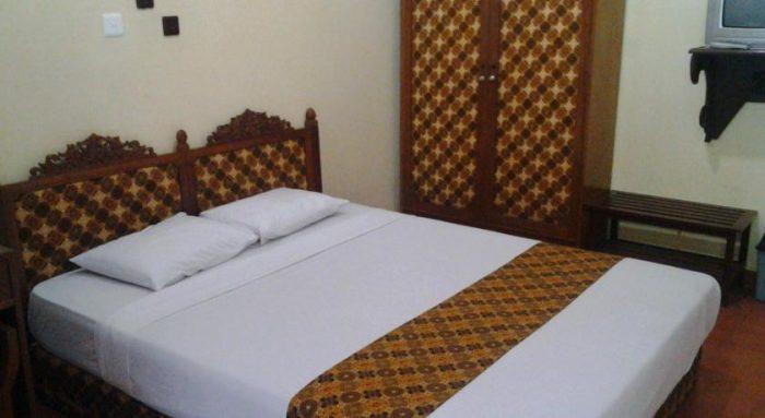 Kamar Hotel Istana Batik Ratna