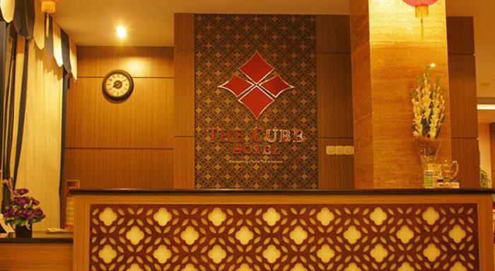 Lobby The Cube Hotel Jogja