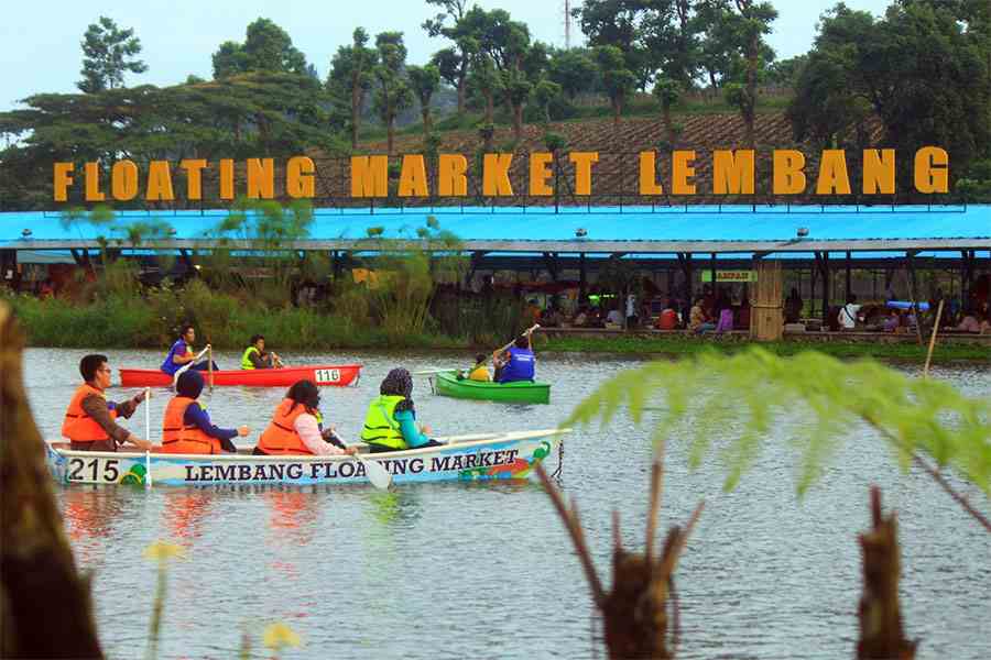 Floating Market