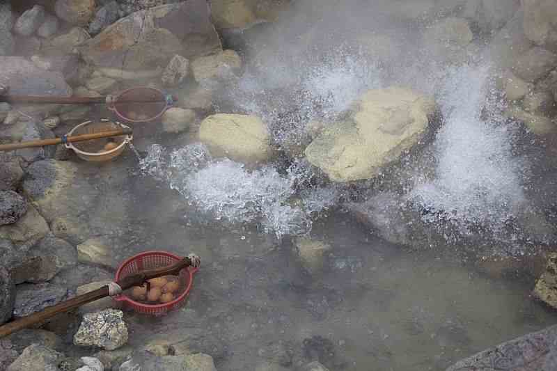Kawah Domas Tangkuban Perahu